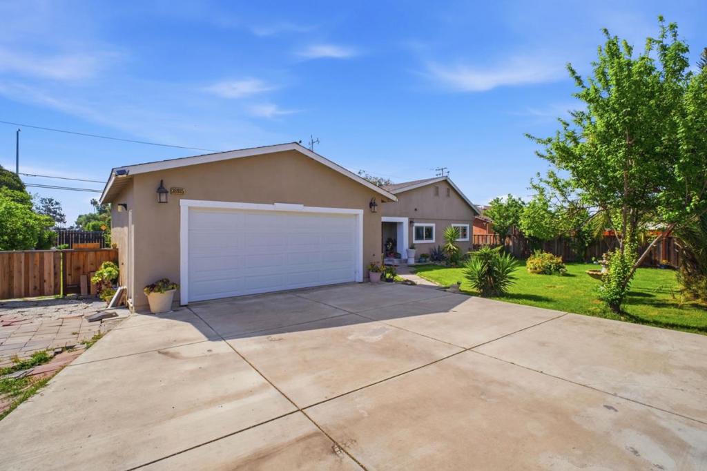 36985 Walnut Street