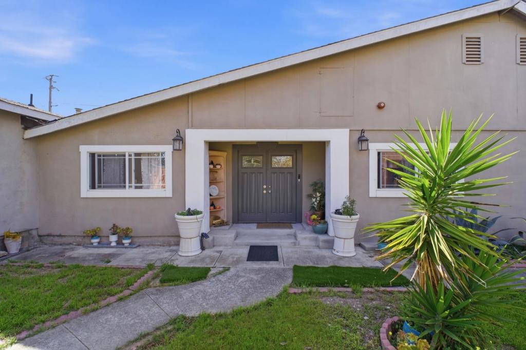 36985 Walnut Street