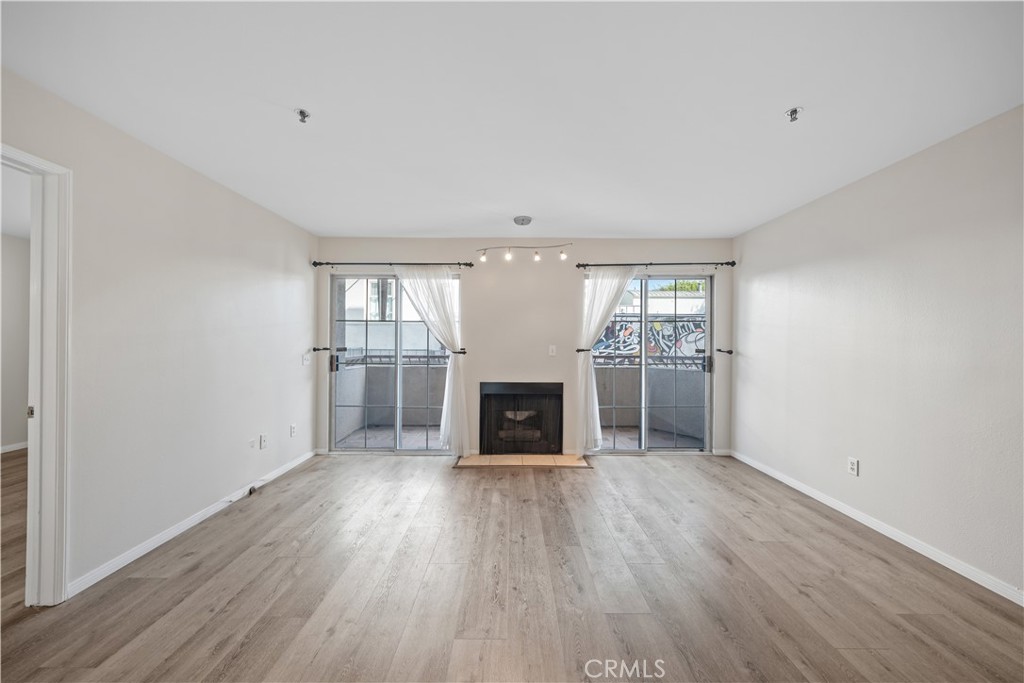 Pine Plaza - Residential