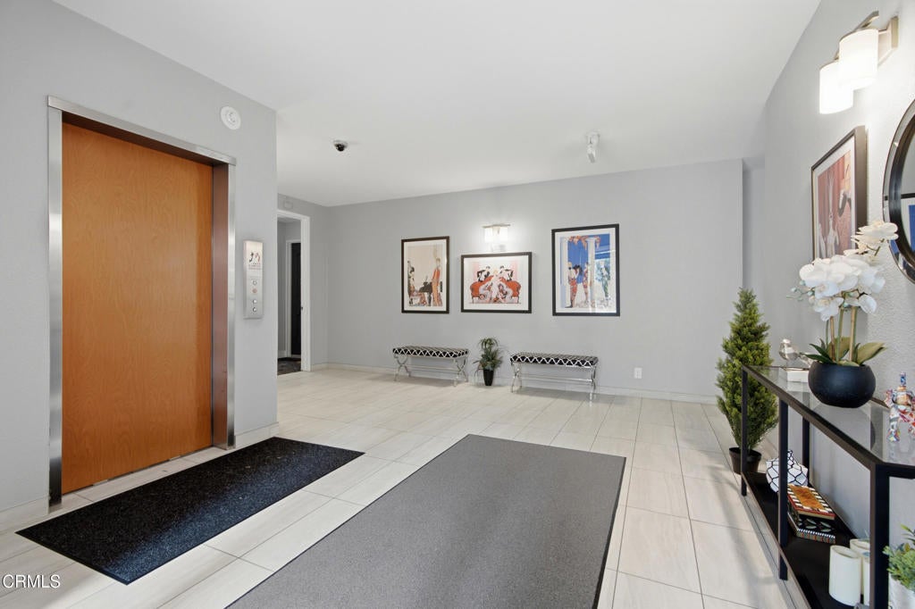 Properties 4 700 S Lake Avenue 306