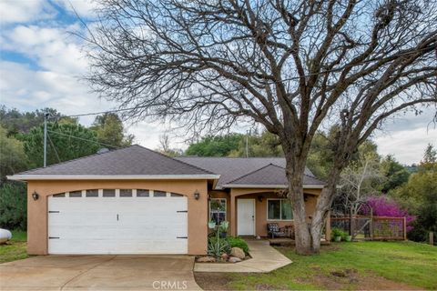 Photo of 39313 Squaw Valley, Squaw Valley, CA 93675 (MLS # FR26046886)