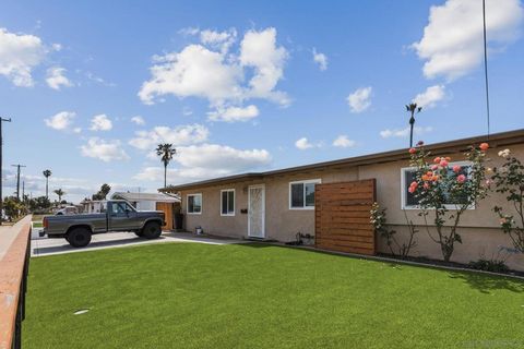 Photo of 1127 Hemlock Ave AVE, Imperial Beach, CA 91932 (MLS # 260011858SD)