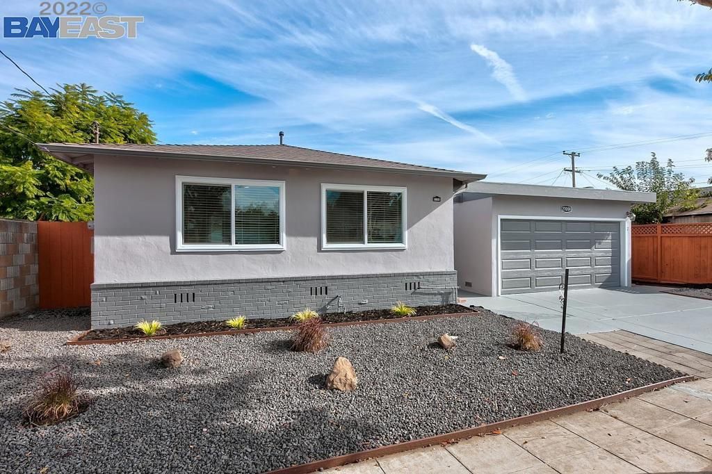 listing image 130726281681347895680