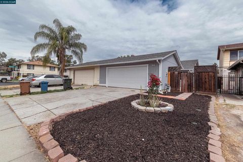 Photo of 1730 Springwood Way, Antioch, CA 94509 (MLS # 41129271)