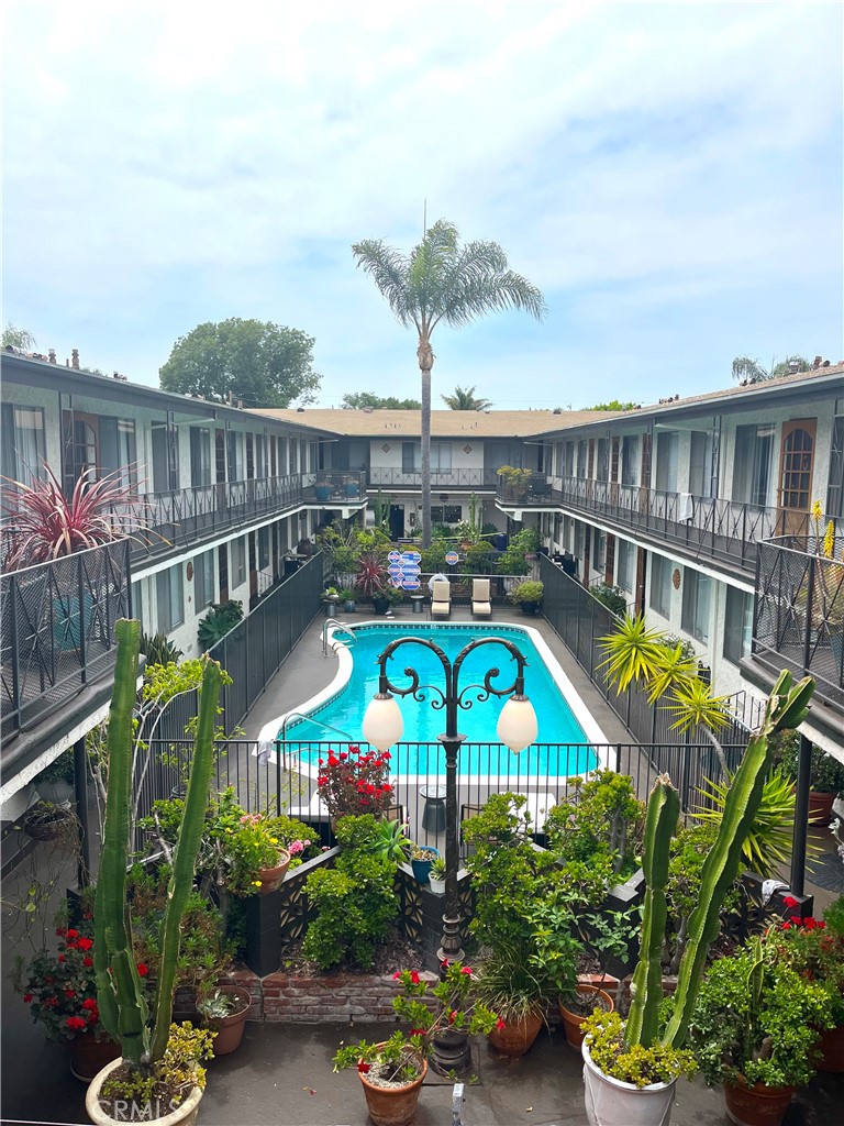 / - Residential Lease