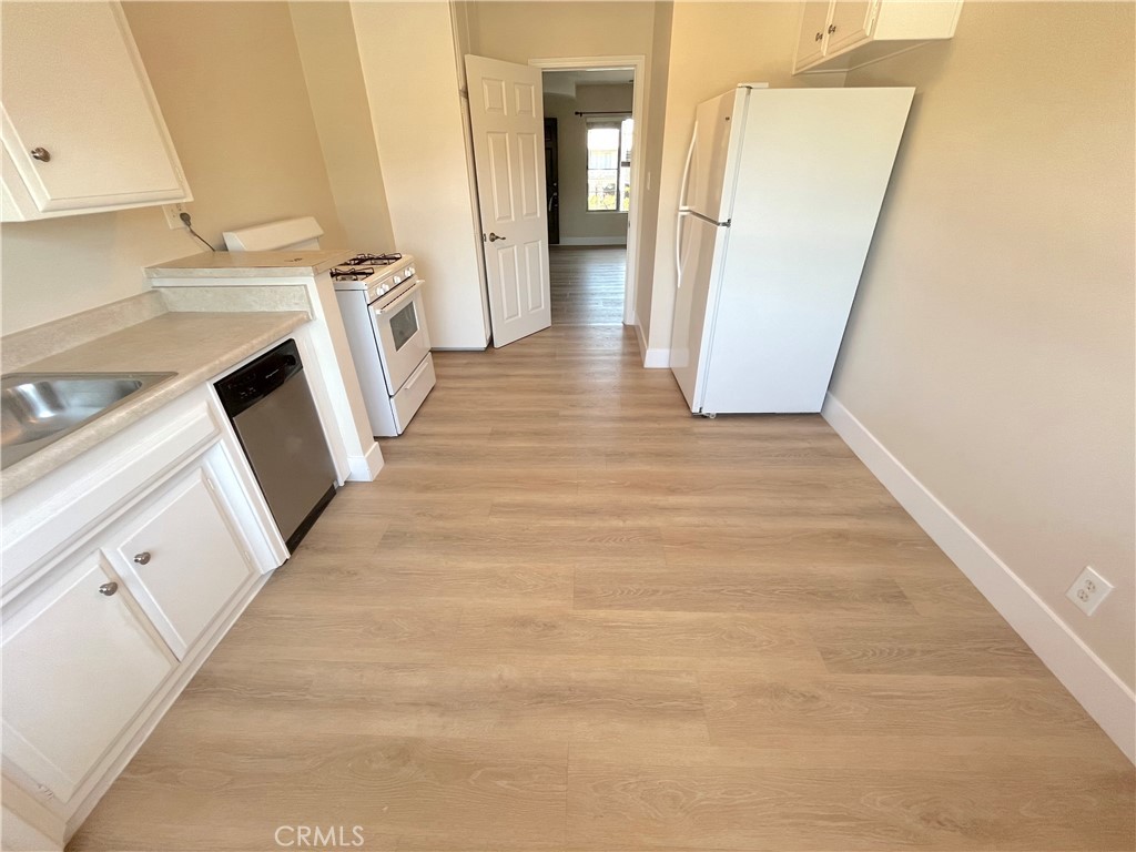 / - Residential Lease