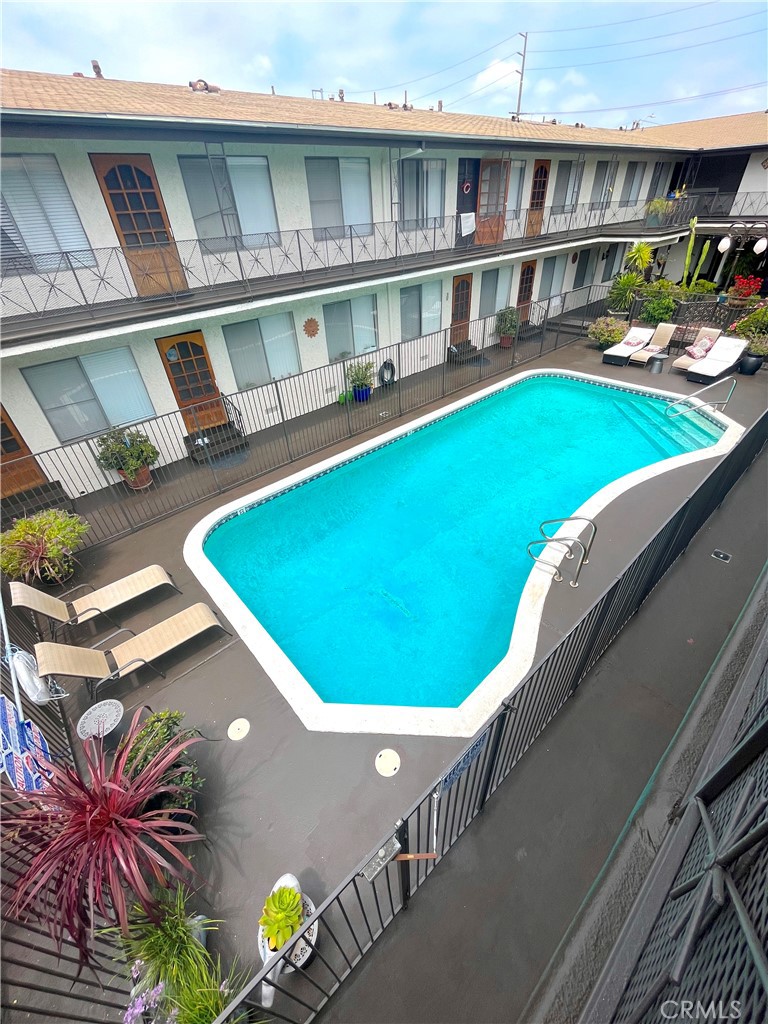 / - Residential Lease