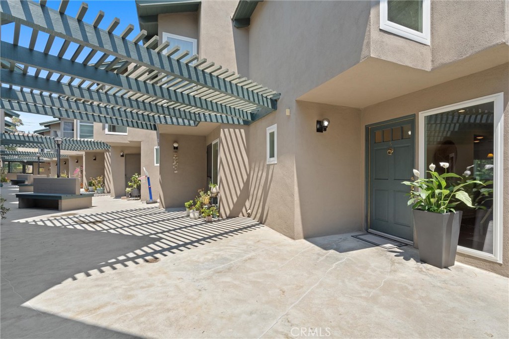 1112 Beryl Street 8