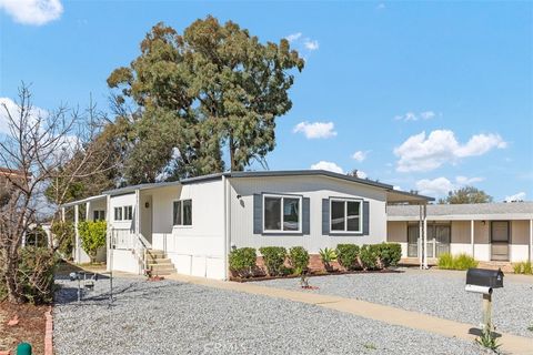 38631 Calle De La Siesta Murrieta CA 92563