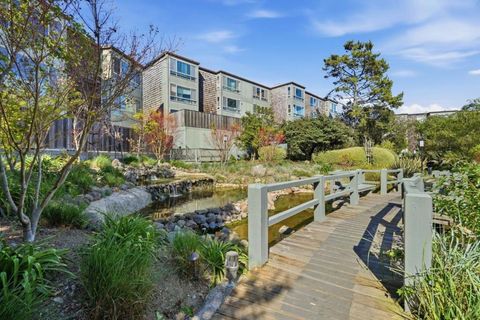 Photo of 95 Red Rock Way #203M, San Francisco, CA 94131 (MLS # ML82034671)