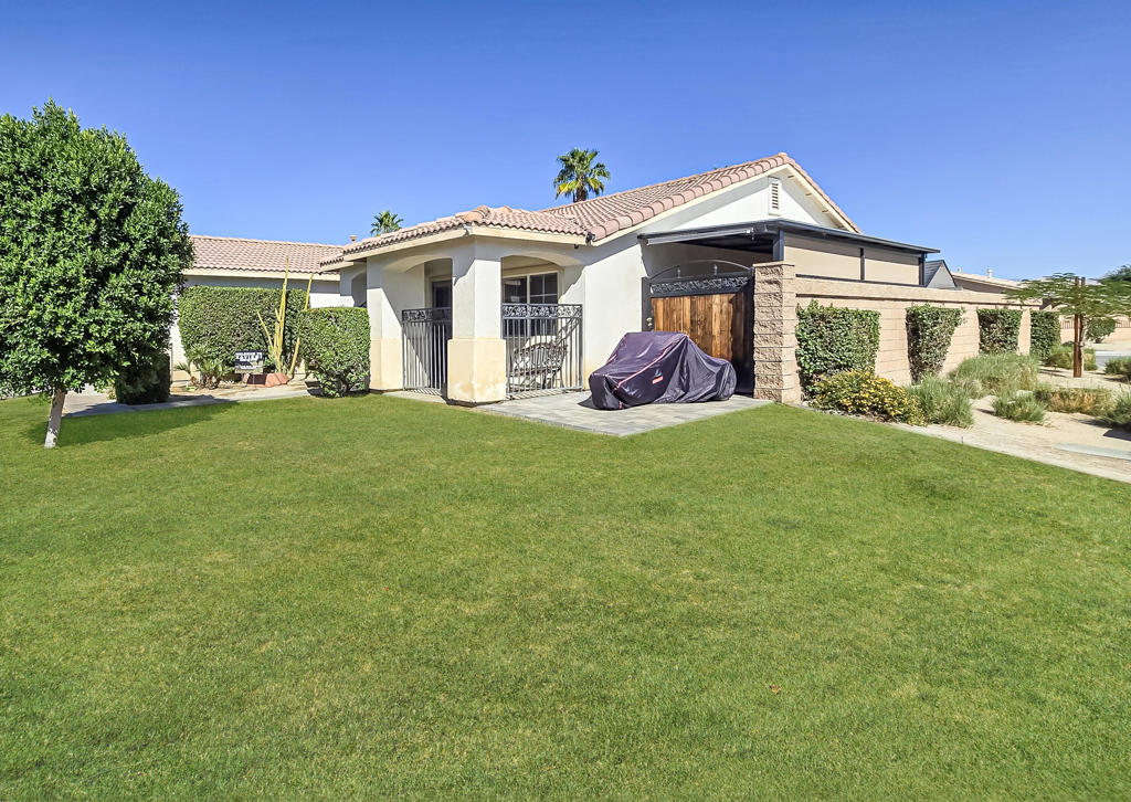 La Paloma Estates - Residential