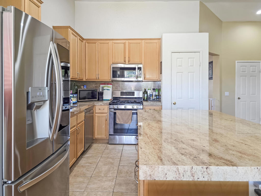 La Paloma Estates - Residential