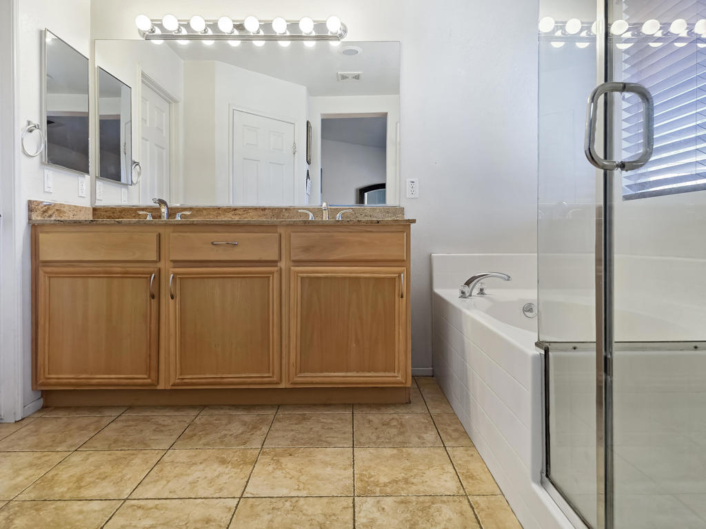 La Paloma Estates - Residential