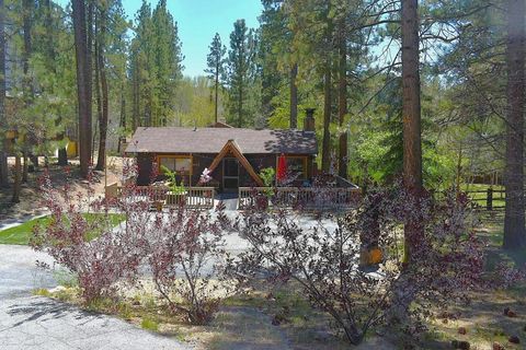 Photo of 40123 Hillcrest Drive, Big Bear, CA 92315 (MLS # 219127352PS) Photo of 40123 Hillcrest Drive, Big Bear, CA 92315 (MLS # 219127352PS)