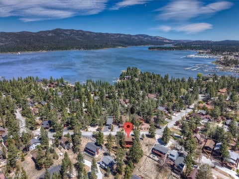 Photo of 490 Vista Ln, Big Bear Lake, CA 92315 (MLS # IG26091798)