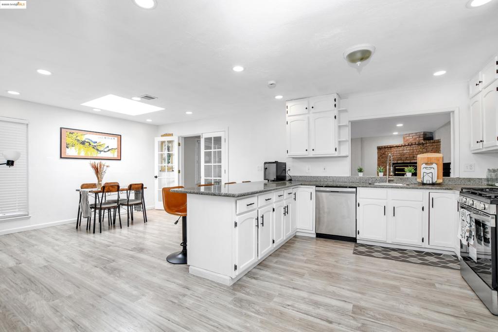 MILPITAS - Residential