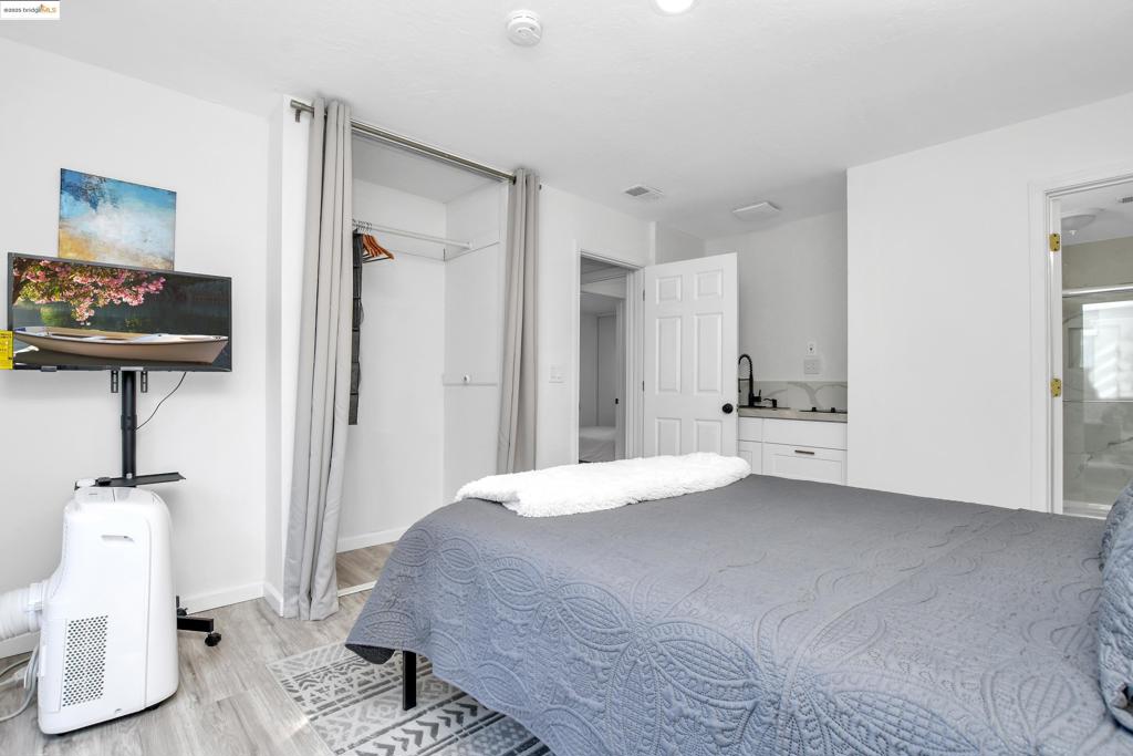 MILPITAS - Residential