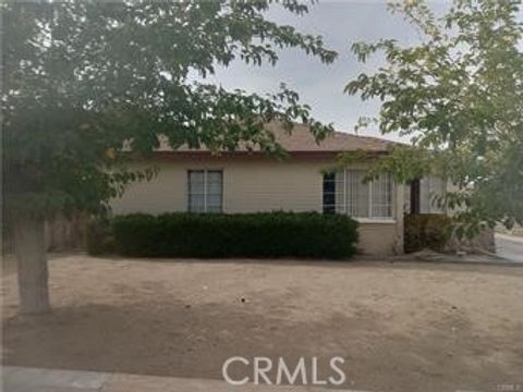 Photo of 820 S 2nd Avenue, Barstow, CA 92311 (MLS # HD26095795)