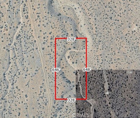 Photo of 400 Pitzer Buttes (NEAR) Rd, Lucerne Valley, CA 92356 (MLS # HD25269894)