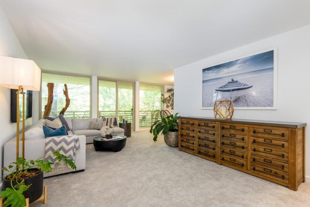 1100 Sharon Park Drive 13