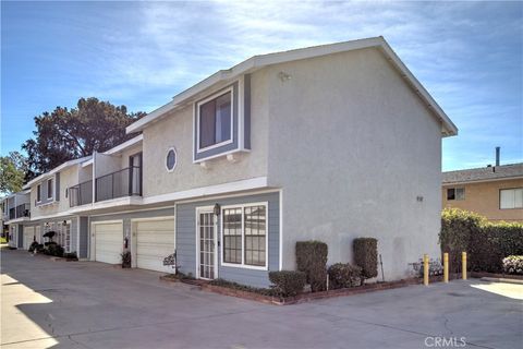 Photo of 205 Violet Ave #D, Monrovia, CA 91016 (MLS # WS26058393)
