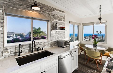 Tiny photo for 284 Chiquita St, Laguna Beach, CA 92651 (MLS # OC25277550)