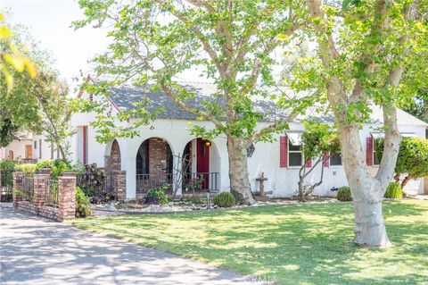 Photo of 5550 El Monte Ave, Temple City, CA 91780 (MLS # DW26092639)
