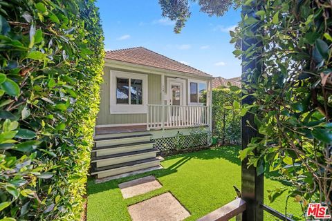 Photo of 516 Hill Street, Santa Monica, CA 90405 (MLS # 26653723)