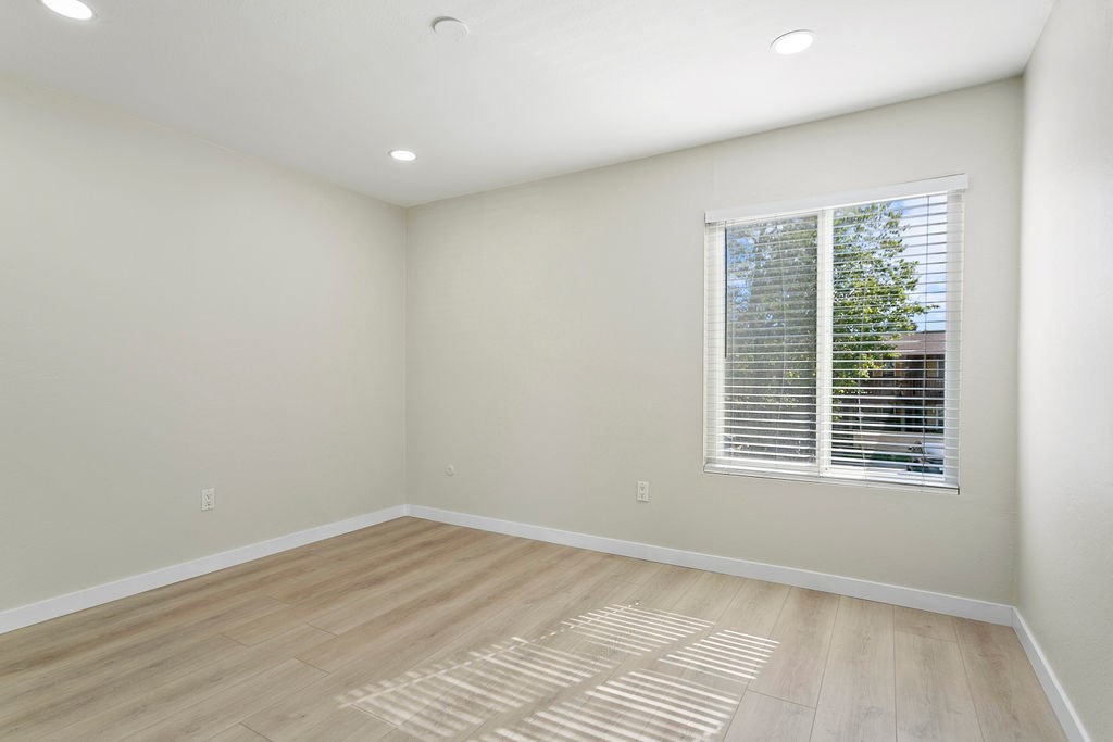 MacArthur Village (MAVL) - Residential