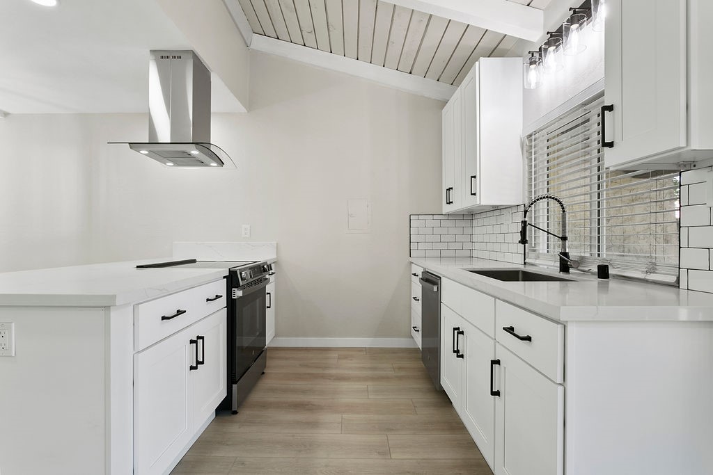 MacArthur Village (MAVL) - Residential