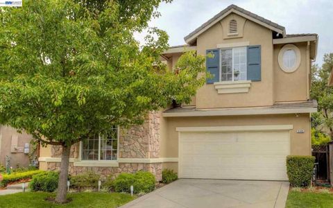 Photo of 5345 W Chesterfield Cir, Dublin, CA 94568 (MLS # 41129054)