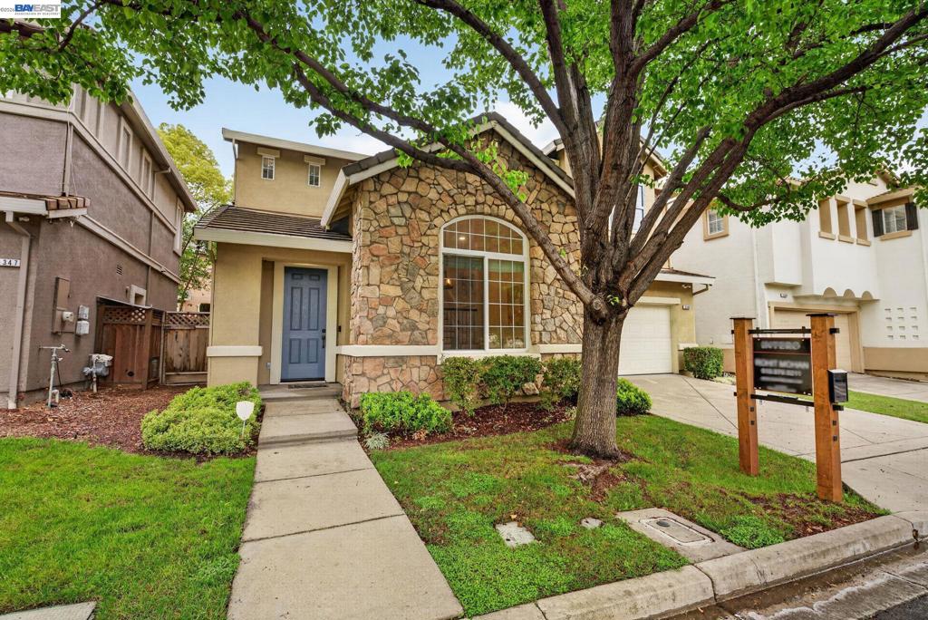 5345 W Chesterfield Cir