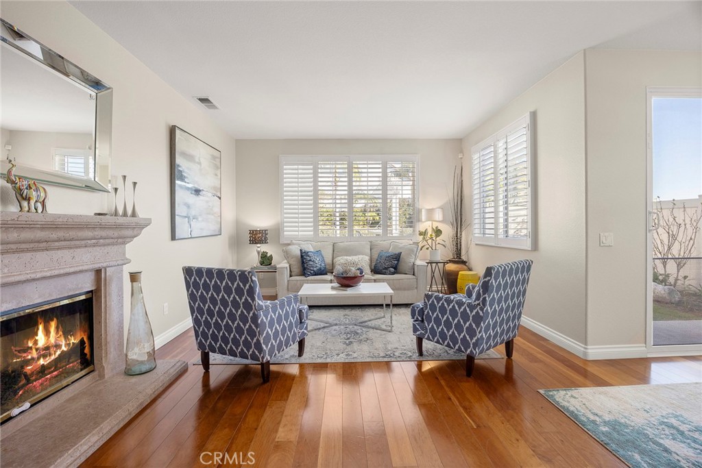 2457 N Avalon Avenue