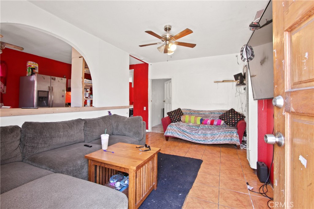 213 N Figueroa Street 2