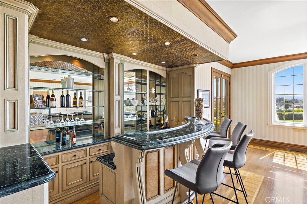 108 Kings Place, Newport Beach CA 92663 - Photo 17