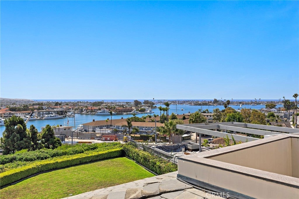 108 Kings Place, Newport Beach CA 92663 - Photo 29