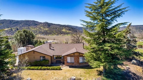 Photo of 23841 Dart DR, Tehachapi, CA 93561 (MLS # SR26216558)