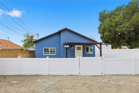 Photo of 12964 3rd St, Yucaipa, CA 92399 (MLS # IG26112582)