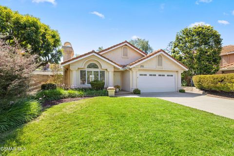 Photo of 205 Clevenger Avenue, Simi Valley, CA 93065 (MLS # 226002259)