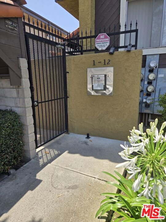 15205 S Budlong Avenue 7