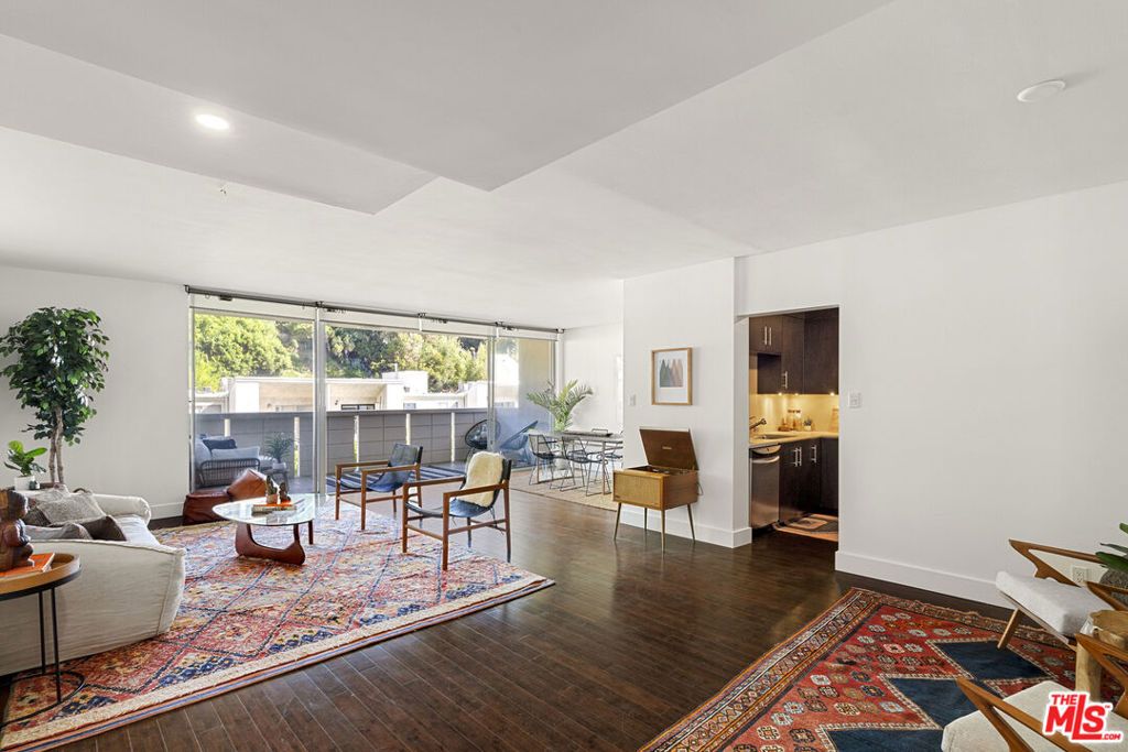 Photo of 8787 Shoreham Drive #703, West Hollywood, CA 90069 (MLS # 25581679)