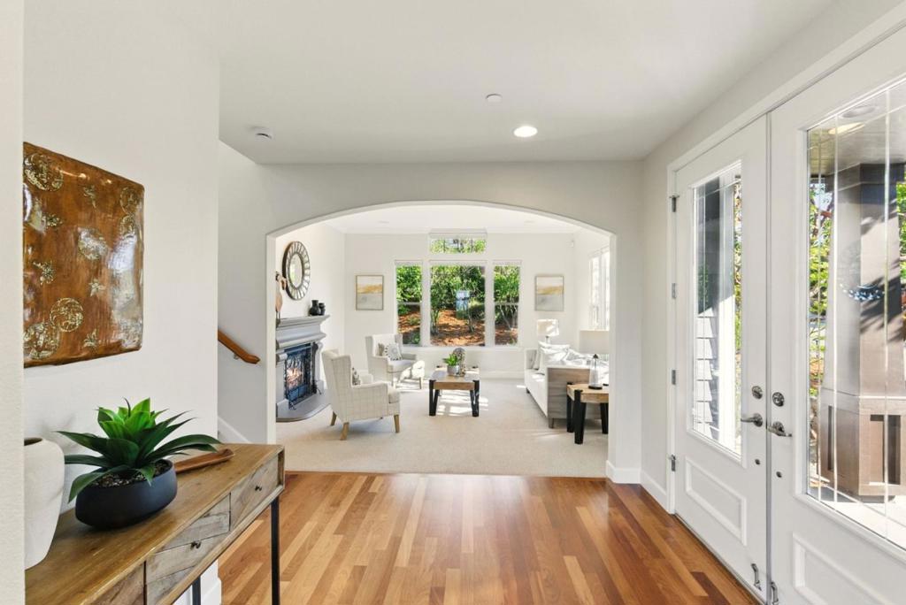 23 Pinnacle Drive