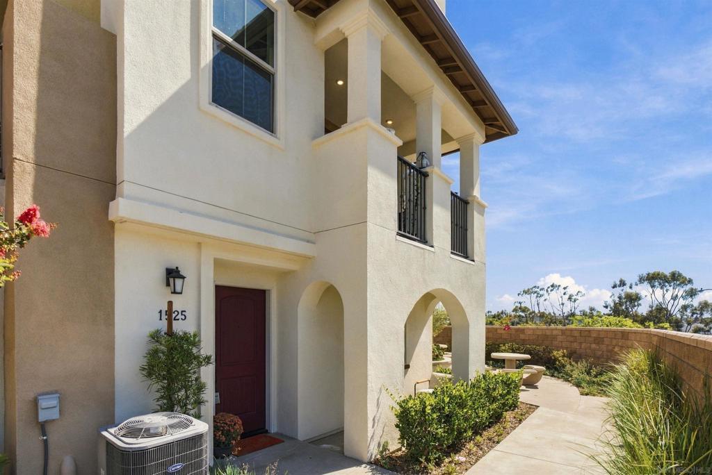 1525 Fig Tree Way