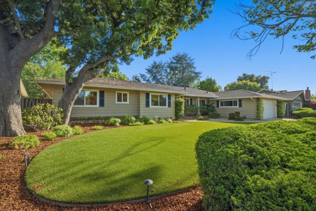 5212 Country Lane