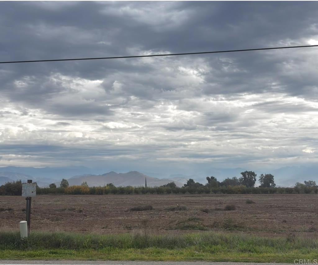 39088 Road 104 Dinuba, CA Road
