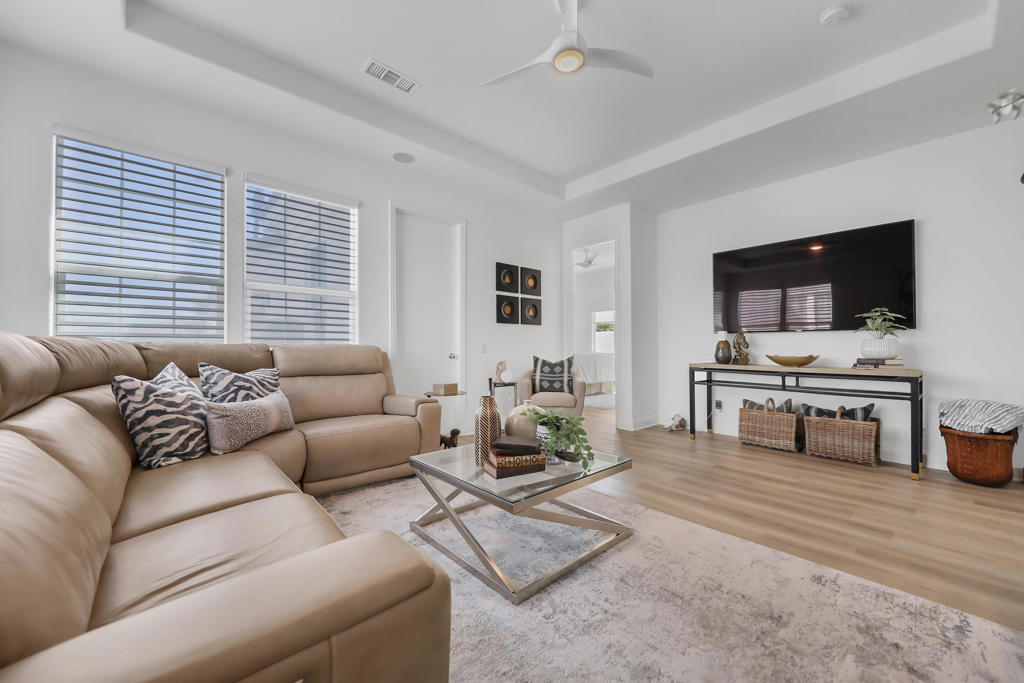 Mountain View CC - Residential Lease