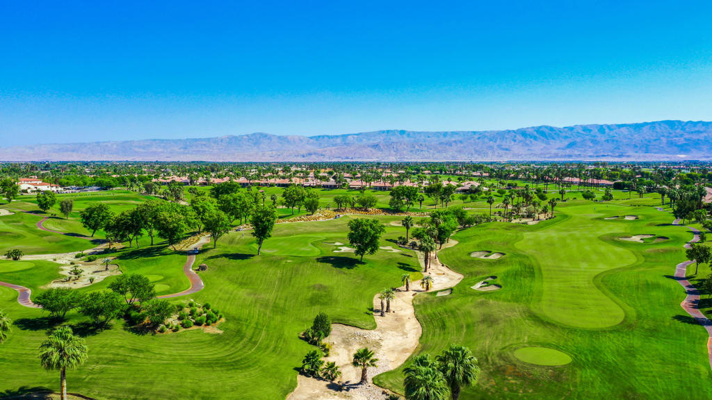 Mountain View CC - Residential Lease