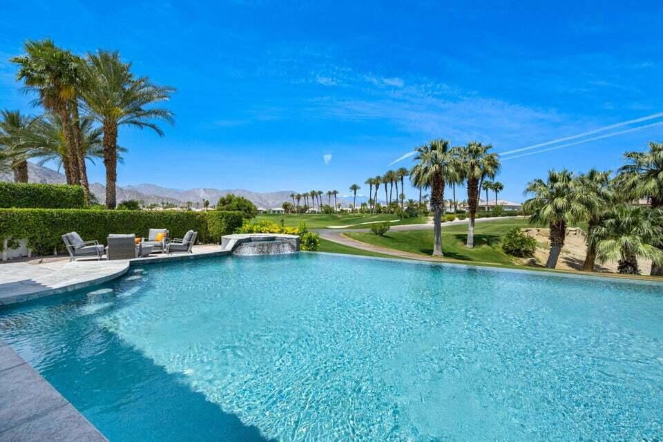 Mountain View CC - Residential Lease