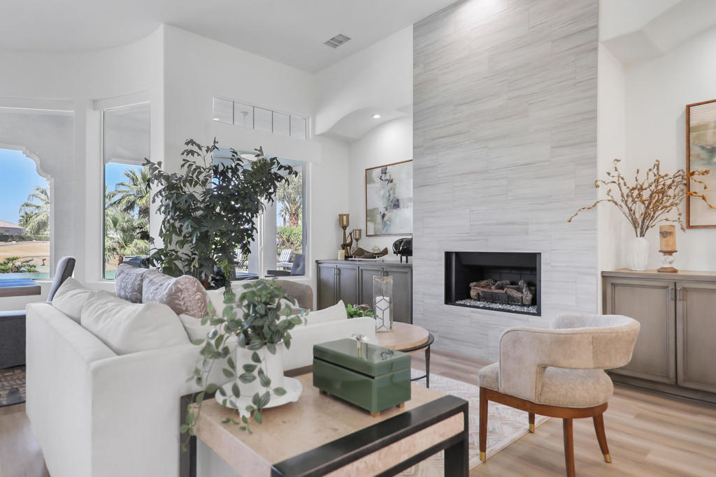 Mountain View CC - Residential Lease