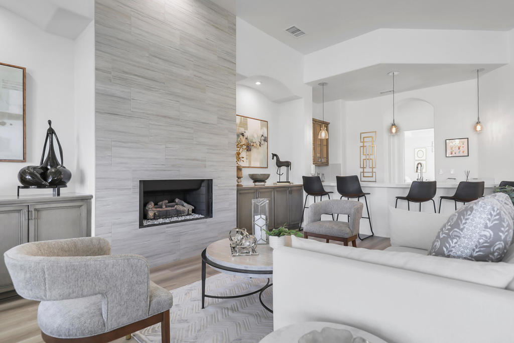 Mountain View CC - Residential Lease